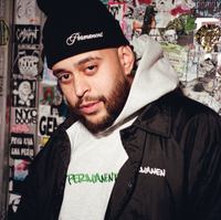 LOGO HOODIE